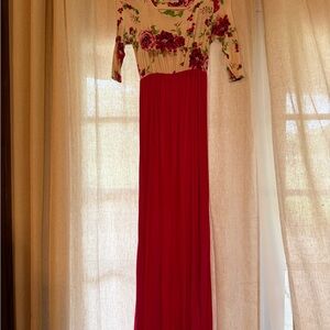 Elegant Pink Floral Maxi Dress